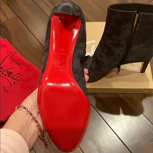 Gorgeous brand new Christian Louboutin booties 🤩 - Picture 4 of 6
